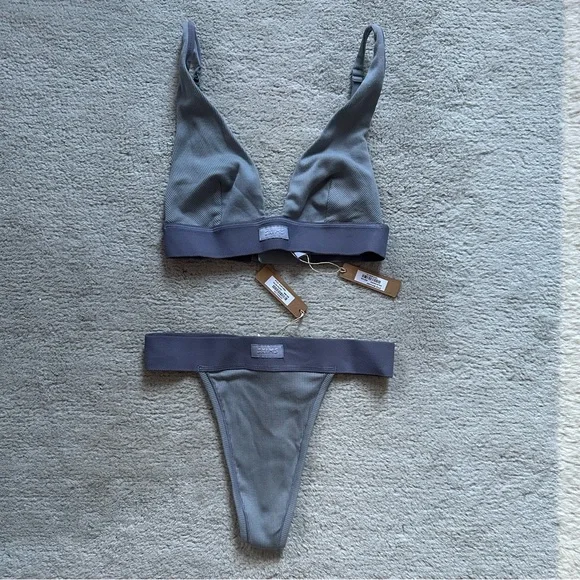 Nwt SKIMS Pacific Cotton Rib Plunge Bralette and Thong Set size XXS - Picture 3 of 6
